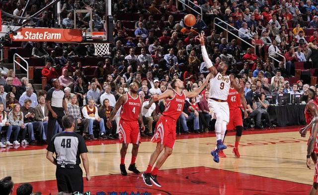 激烈比赛 激烈比赛