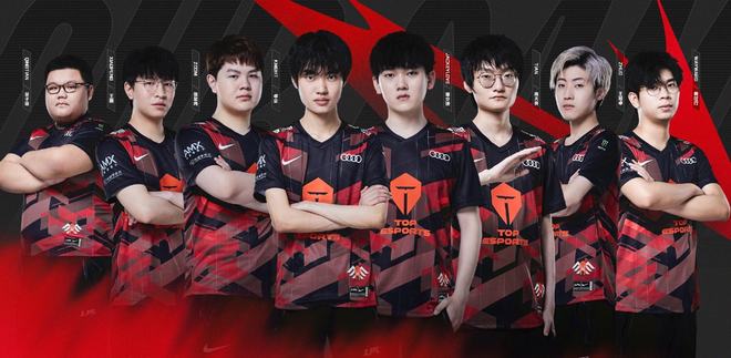 他出色的身 他出色的身