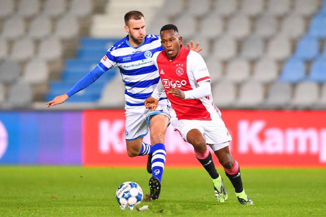 通过这些案 通过这些案