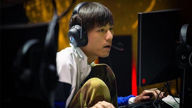 座多元化的 座多元化的